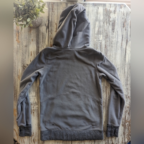 Lululemon Runaway Fleece Sweater Gray Women's 2 - Picture 6 of 7